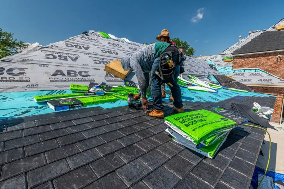 Emergency Roof Tarping in Carlsbad, CA